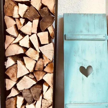 Eigenes Hauschen, Liebevoll Ausgestattet Mit Kamin *